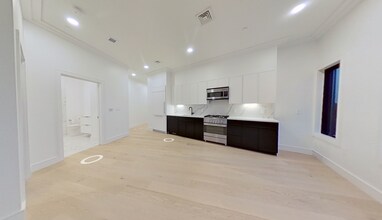 56 Leo M Birmingham Pky, Unit 506 in Boston, MA - Building Photo - Building Photo