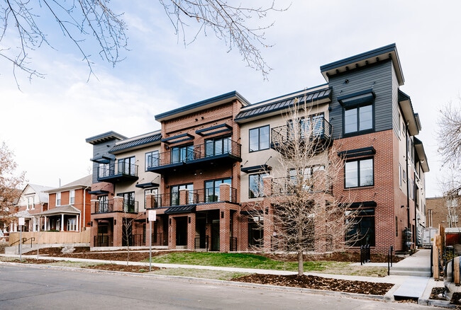 Pearl Flats in Denver, CO - Building Photo - Building Photo
