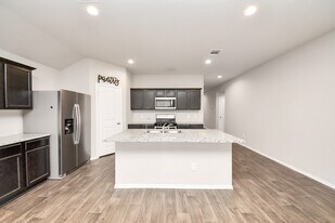 40522 Winter Grass Bnd in Magnolia, TX - Building Photo