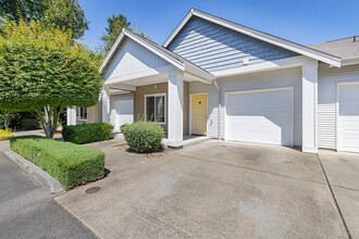 YAUGER PARK in Olympia, WA - Building Photo - Building Photo