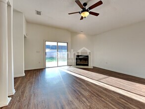 8069 Welbeck Ln in Jacksonville, FL - Building Photo - Building Photo