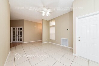 3613 71st Terrace E in Sarasota, FL - Building Photo - Building Photo