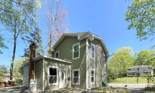 property at 650 Main St