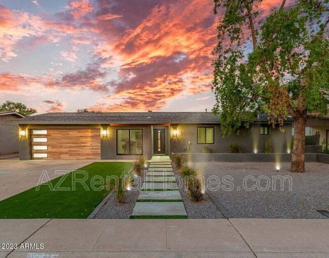 property at 3005 N 81st Pl