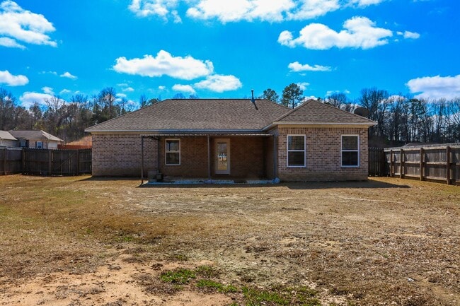 164 N Shelbi Dr in Oxford, MS - Building Photo - Building Photo
