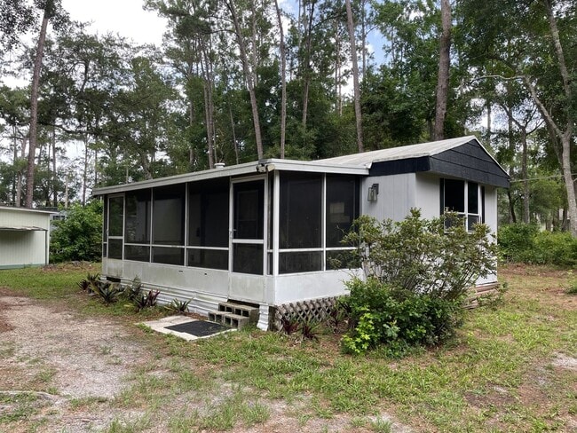 property at 1905 Alice Dr