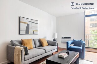 435 East 86th St in New York, NY - Building Photo