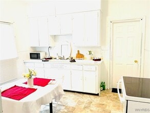 2711 Orleans Ave in Niagara Falls, NY - Building Photo - Building Photo