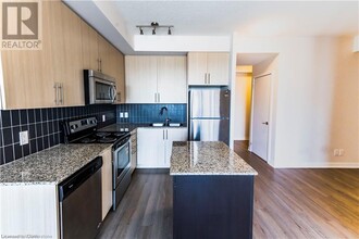 85 Duke St W in Kitchener, ON - Building Photo - Building Photo