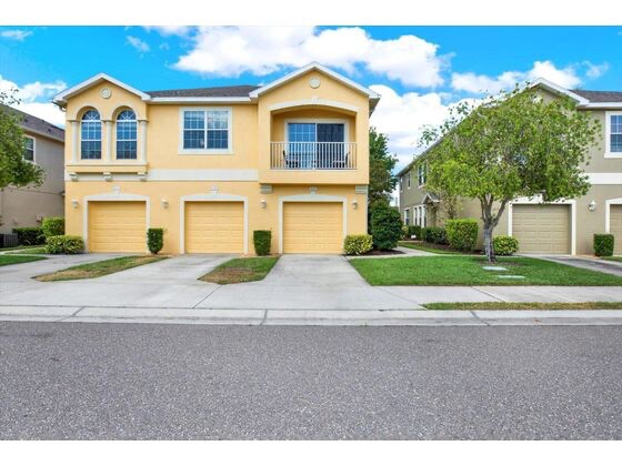 9107 Moonlit Meadows Loop in Riverview, FL - Building Photo