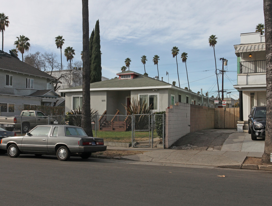 1513-1515 Winona Blvd in Los Angeles, CA - Foto de edificio