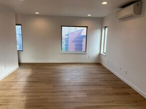 30515 SW Magnolia Ave in Wilsonville, OR - Building Photo - Building Photo