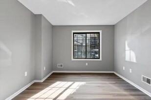 365 Mather St in Hamden, CT - Building Photo