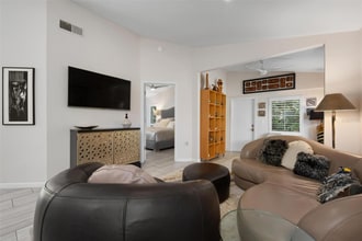 226 Chartley Ct N in Sarasota, FL - Foto de edificio - Building Photo