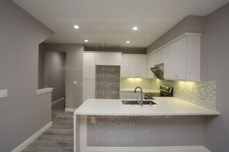 9315 Alondra Blvd in Bellflower, CA - Building Photo - Building Photo