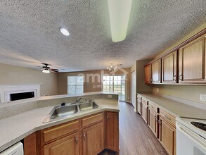 1000 Brianne Ct in Antioch, TN - Building Photo - Building Photo