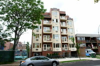 14022-14024 31st Dr in Flushing, NY - Foto de edificio - Building Photo