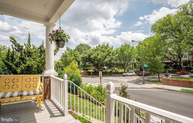 1354 D St NE in Washington, DC - Building Photo - Building Photo