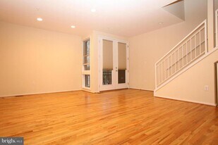 1829 16th St N in Arlington, VA - Building Photo