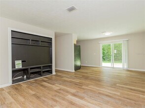 3911 NW 19th Terrace in Gainesville, FL - Foto de edificio - Building Photo