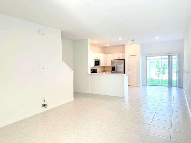 10171 Trumpet Honeysuckle Wy in San Antonio, FL - Building Photo - Building Photo