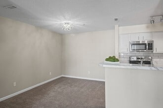 The Tarragon Apartments in Dothan, AL - Building Photo - Building Photo