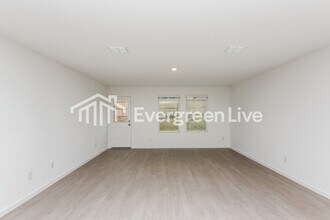 10708 Dusty Rnch Rd in Fort Worth, TX - Building Photo - Building Photo