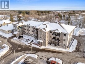 377 Solstice Cres in Embrun, ON - Building Photo