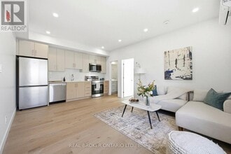 184 Woodroffe Ave in Ottawa, ON - Building Photo - Building Photo