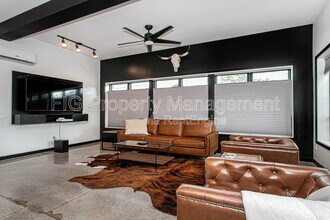 3415 N Broadway in Knoxville, TN - Building Photo - Building Photo