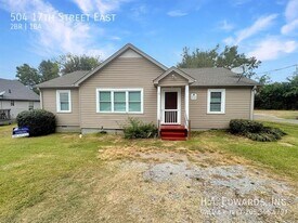 504 17th St E in Tuscaloosa, AL - Building Photo