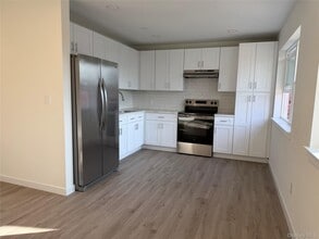 5 Colonial Dr in Wappingers Falls, NY - Building Photo - Building Photo
