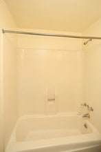 West Village Apartments in Ithaca, NY - Foto de edificio - Interior Photo