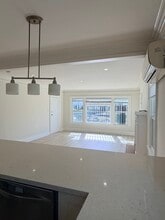 1324 S Van Ness Ave, Unit 1324 in Los Angeles, CA - Building Photo - Building Photo