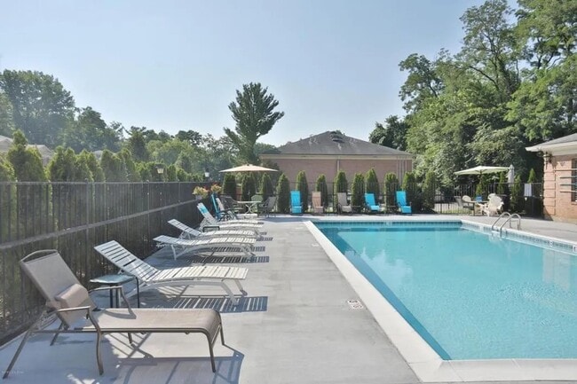 property at 509 Highwood Dr