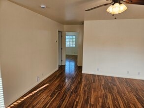 1001 Stoddard Ave in Modesto, CA - Building Photo - Building Photo