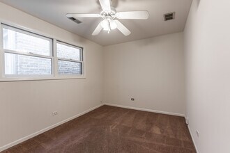 845 N Hoyne Ave in Chicago, IL - Building Photo - Building Photo