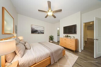 5782 E Bristol Cir in Bel Aire, KS - Building Photo - Building Photo