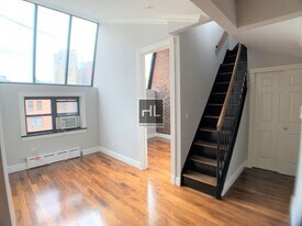 W 14TH ST., Unit 5B in New York, NY - Building Photo