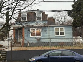 1635 Union Turnpike in North Bergen, NJ - Building Photo