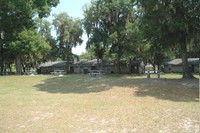 Smith Thomas Court Apartments in Crescent City, FL - Foto de edificio - Building Photo