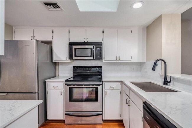 property at 1411 Norwalk Ln