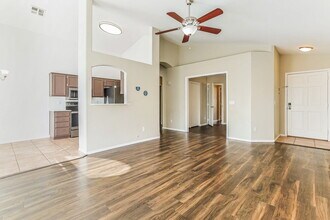 1247 E Cindy St in Chandler, AZ - Foto de edificio - Building Photo