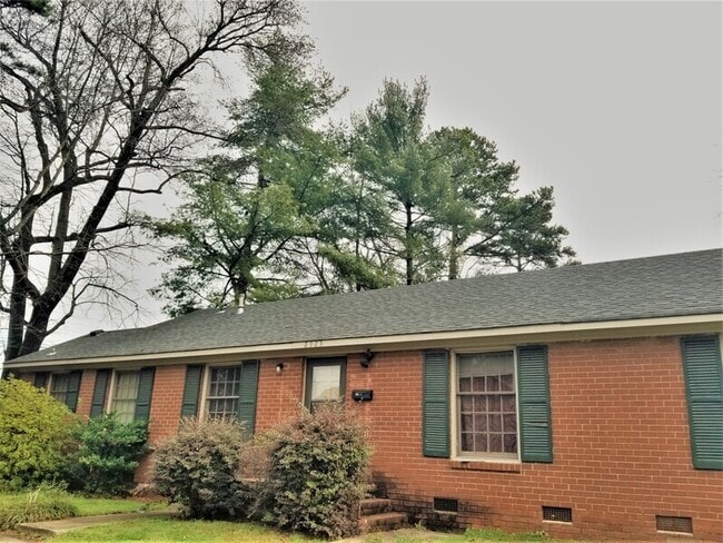 2923 Amity Garden Ct