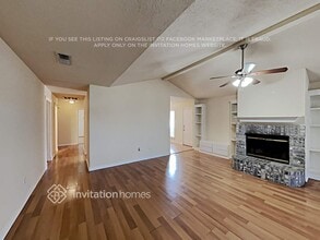 2075 Paint Pony Ln in Keller, TX - Foto de edificio - Building Photo