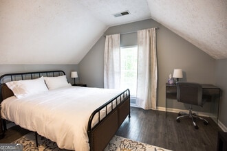 7151 Springchase Way in Austell, GA - Building Photo - Building Photo