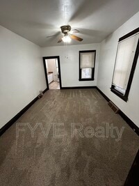 1032 Oakmont Ave photo'