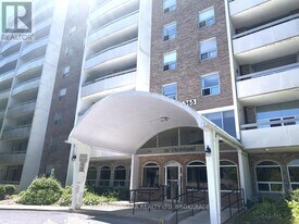 365 Geneva St in St Catharines, ON - Building Photo