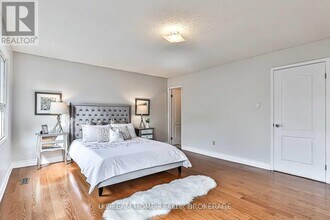 115 Carnival Ct in Toronto, ON - Building Photo - Building Photo