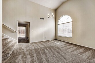 1812 Pineapple Tree Ct in Las Vegas, NV - Building Photo - Building Photo